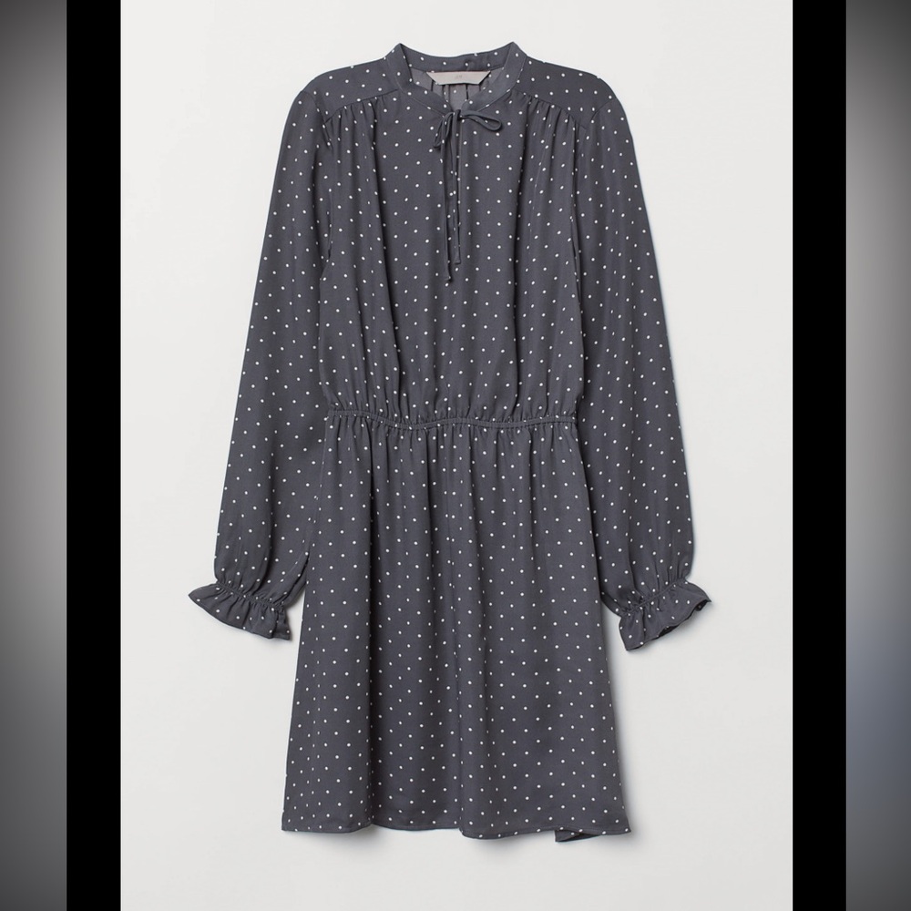 H&M Patterned dress- Women- Dark Grey Spotted